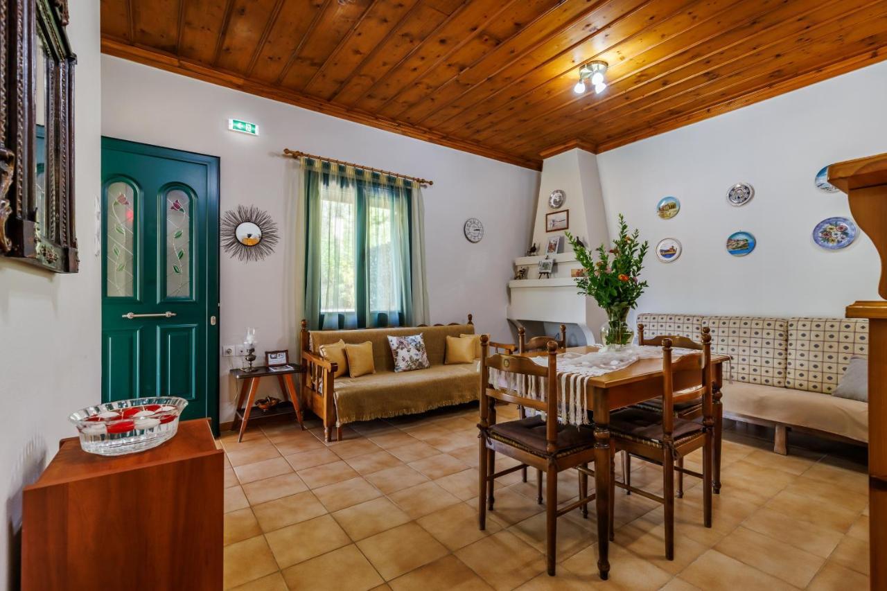 Skopelos Country House Diamantis & Chrisi Agnontas Esterno foto